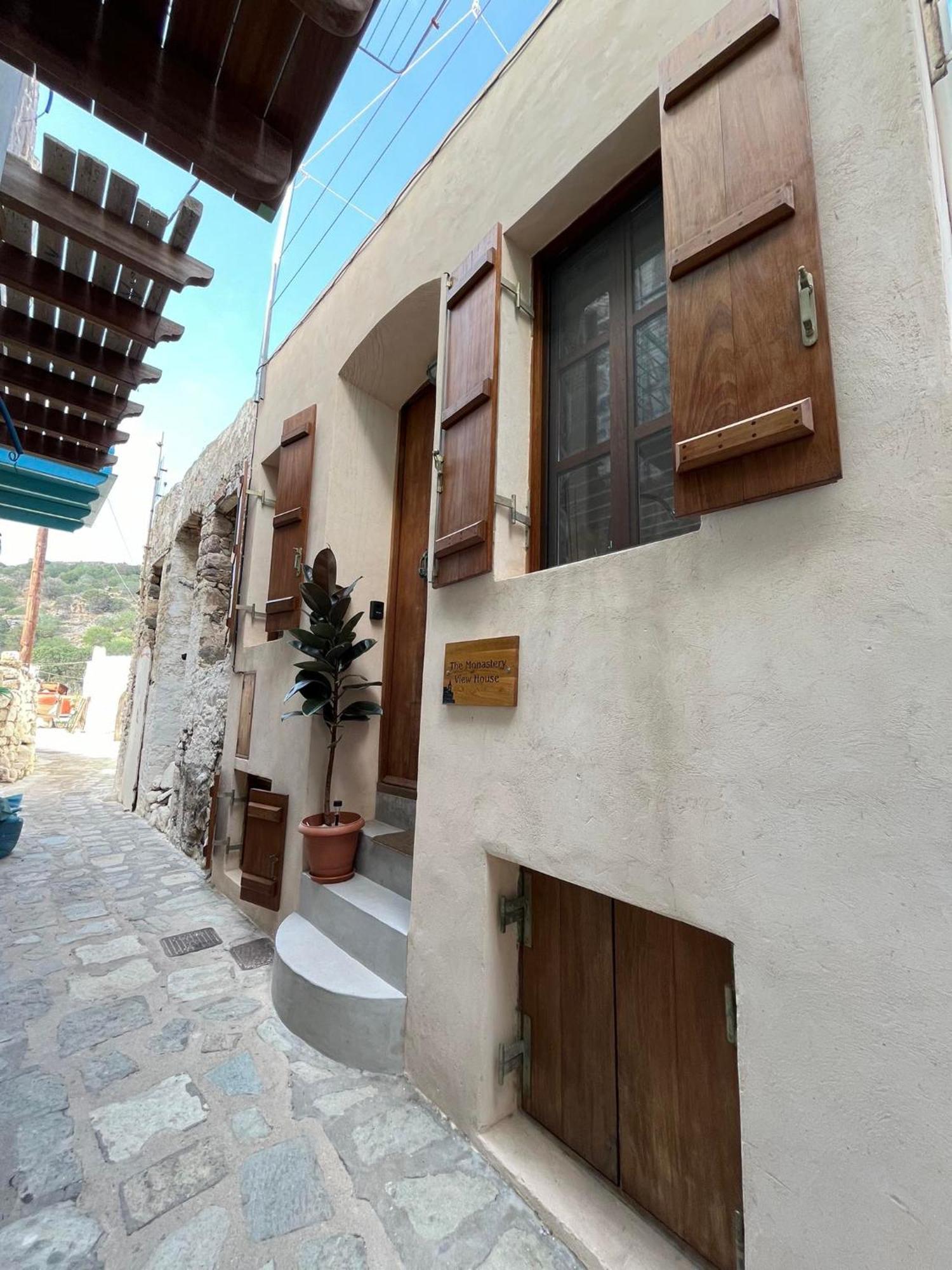 Monastery View House Villa Mandraki  ภายนอก รูปภาพ